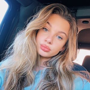 Meet your Posher, Melanie